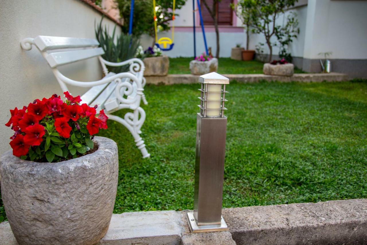 Apartment Ante & Ivanka Vodice Exterior foto